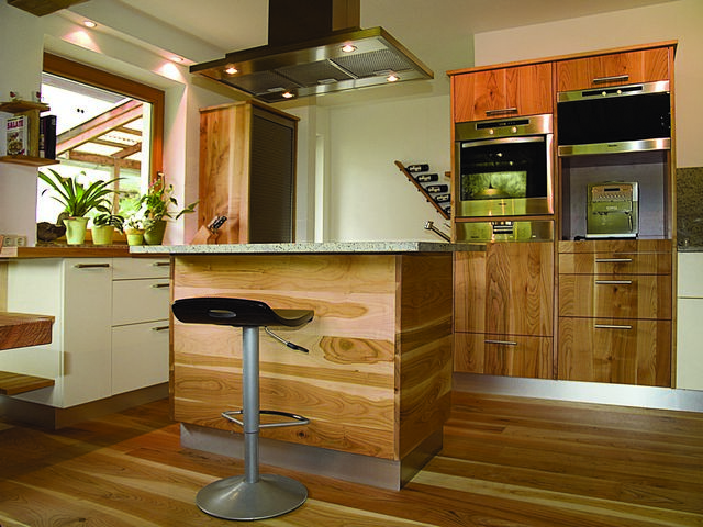 Цветное масло для обработки ADLER Legno-Color 0,75 л